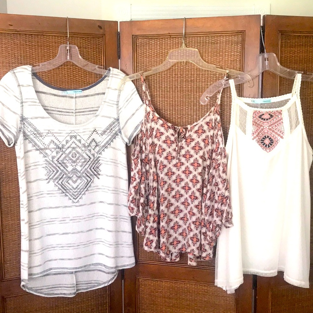 Lot of 3 Tops